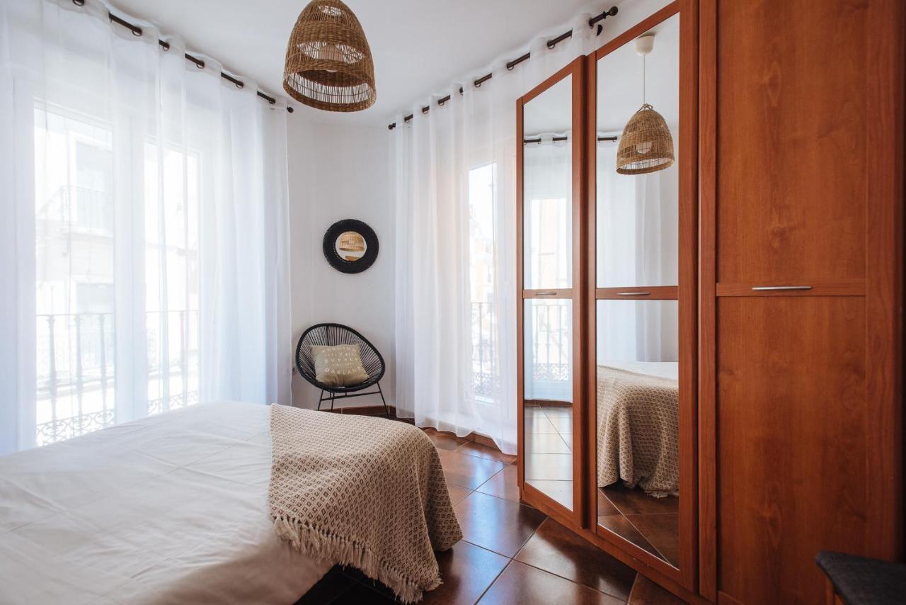 Homeyseville- Bright Apartment At Santa Cruz 6 Pax, Parking Optional Exterior foto