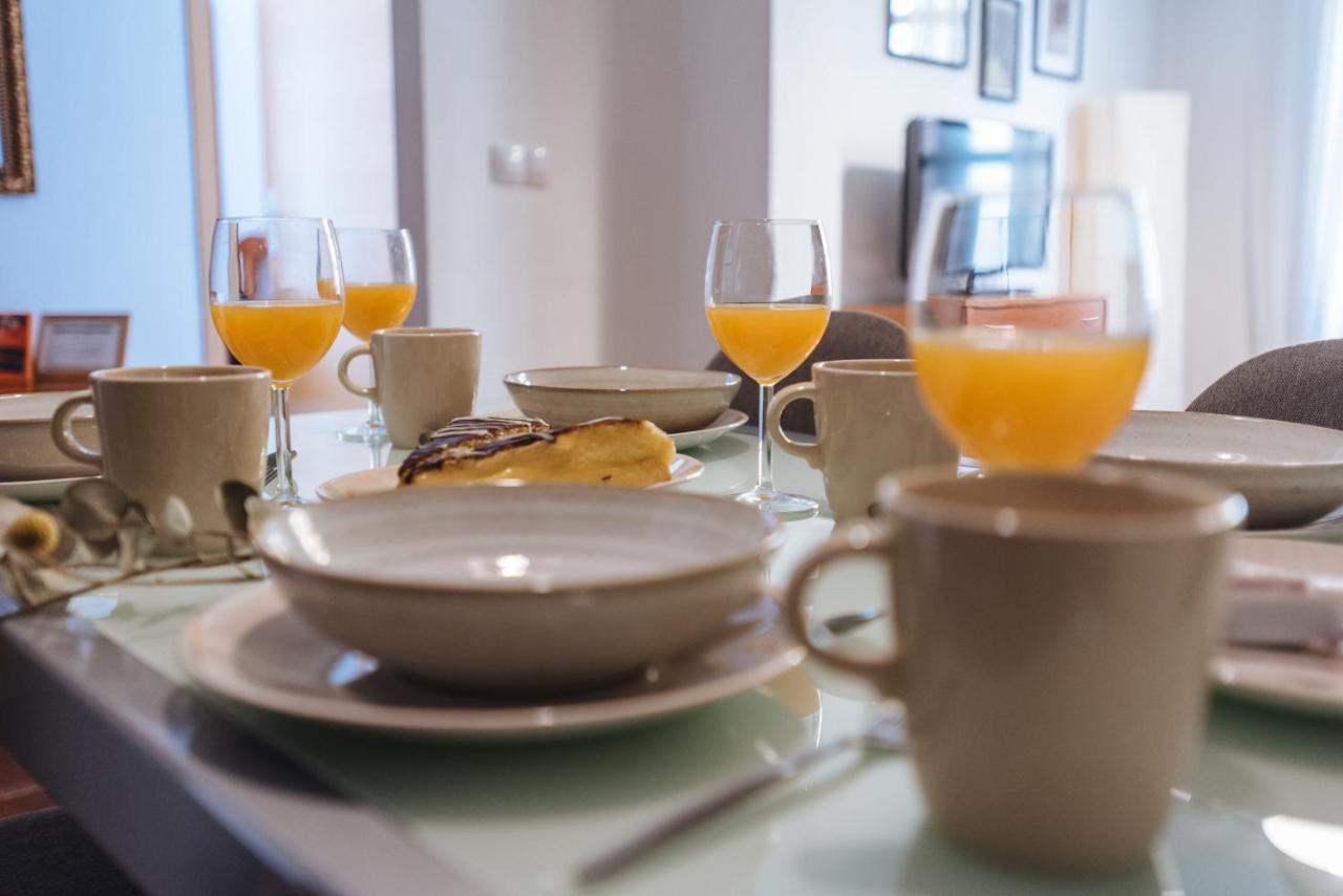 Homeyseville- Bright Apartment At Santa Cruz 6 Pax, Parking Optional Exterior foto