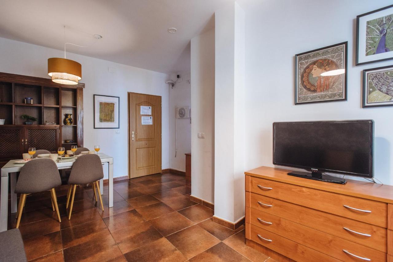 Homeyseville- Bright Apartment At Santa Cruz 6 Pax, Parking Optional Exterior foto